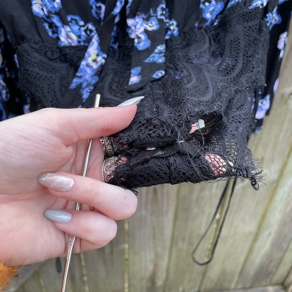 Free People Intimately Forties Feels Floral Print Bell Sleeve Lace Bodysuit - Picture 8 of 10